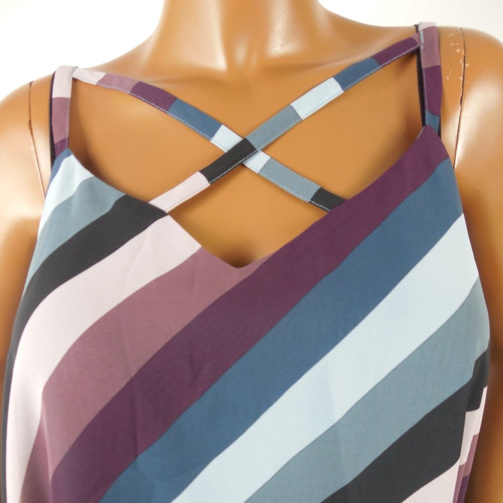 TORRID Top 1X Summer Blouse NWT $39 X-Neck - Picture 4 of 9